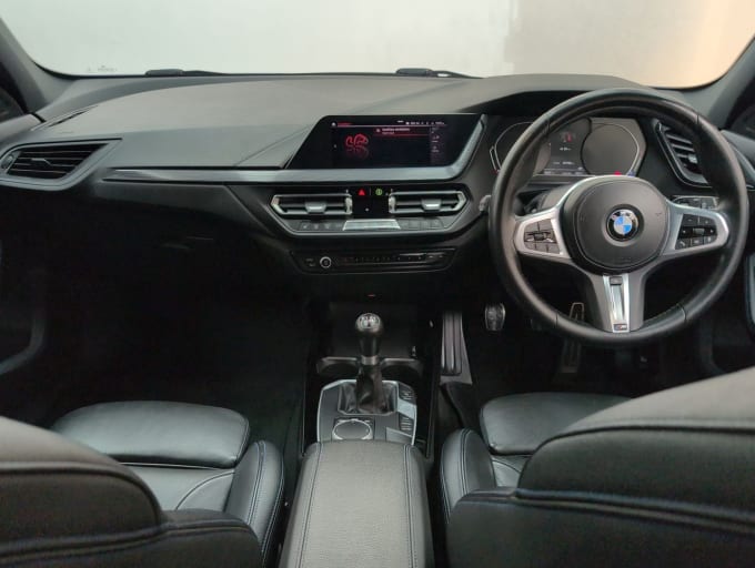 2025 BMW 1 Series