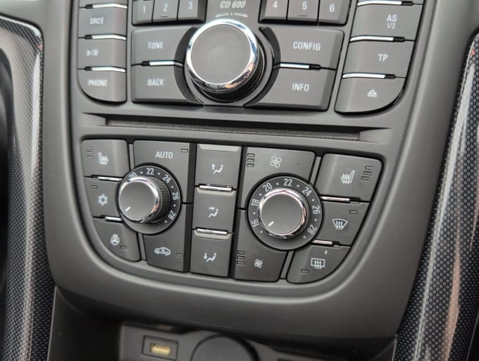 2025 Vauxhall Cascada