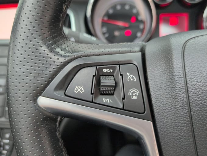 2025 Vauxhall Cascada