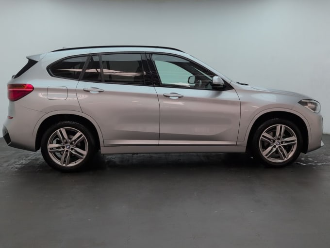 2025 BMW X1
