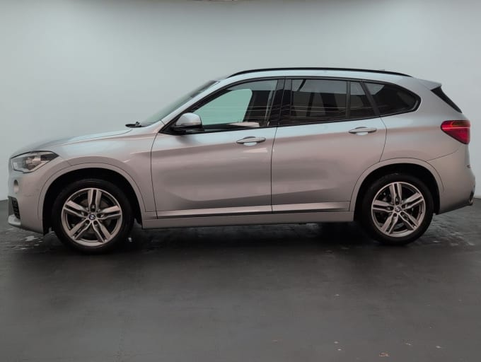 2025 BMW X1