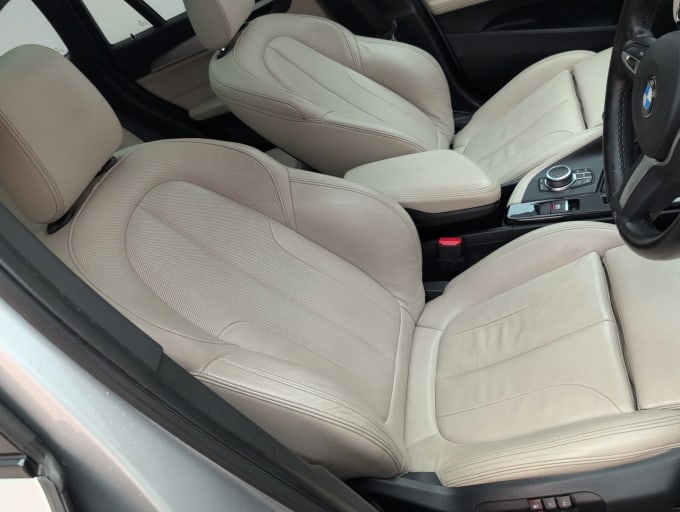 2025 BMW X1
