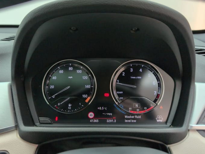 2025 BMW X1