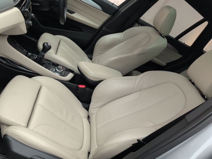 2025 BMW X1