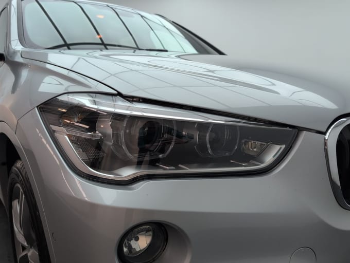 2025 BMW X1