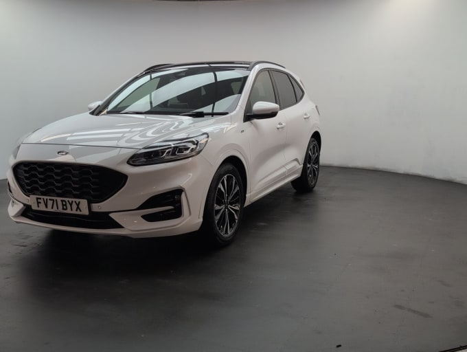 2025 Ford Kuga