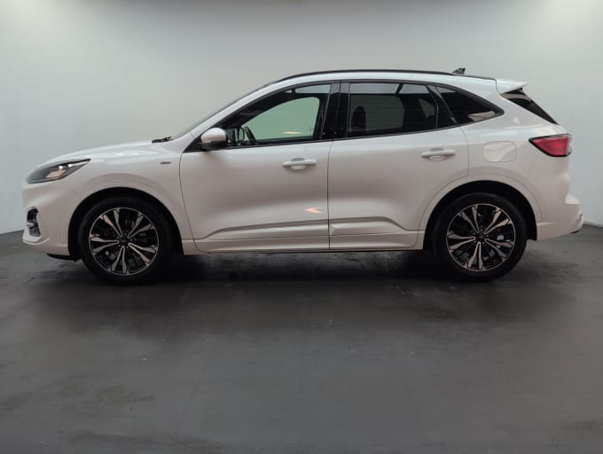 2025 Ford Kuga