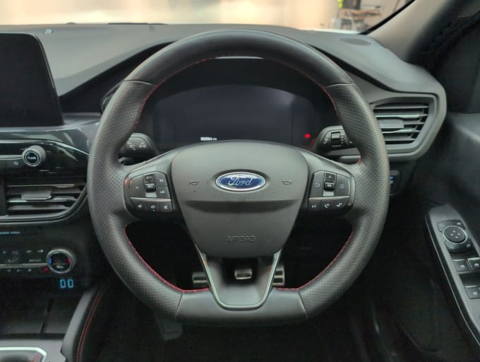 2025 Ford Kuga