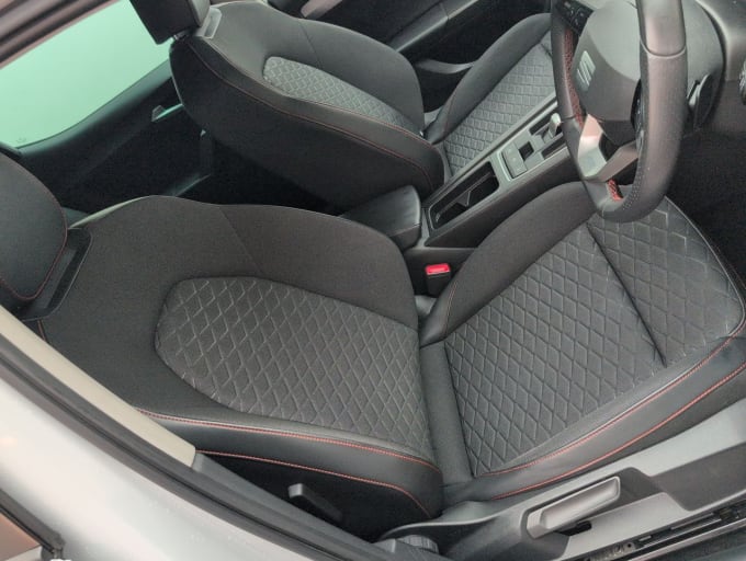 2025 Seat Leon