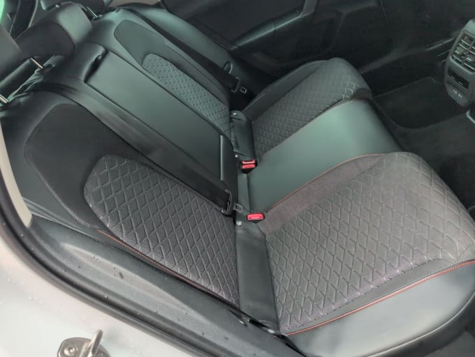 2025 Seat Leon
