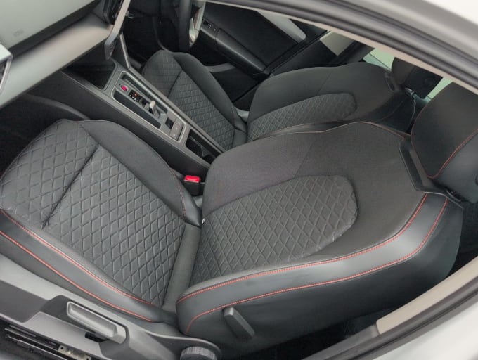 2025 Seat Leon