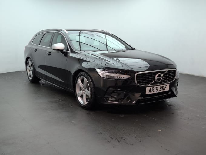2025 Volvo V90