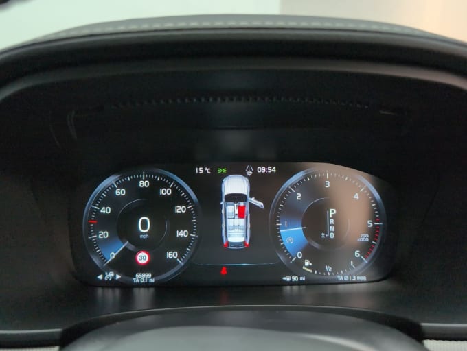 2025 Volvo V90