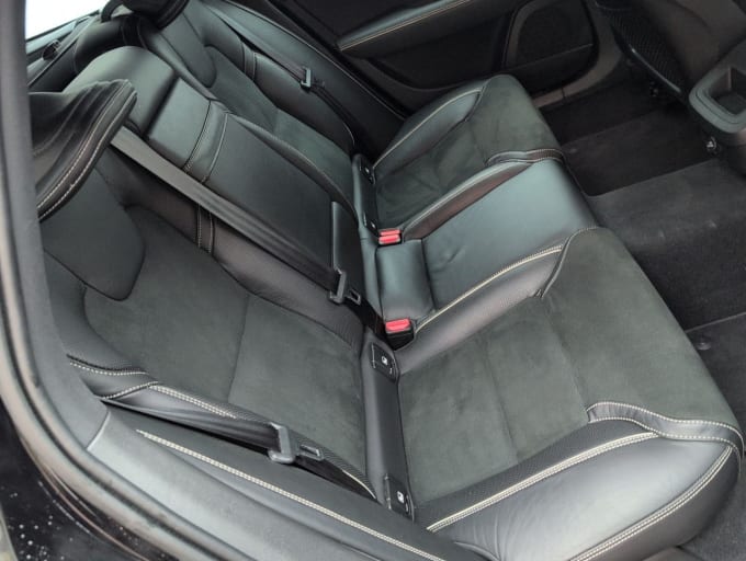 2025 Volvo V90