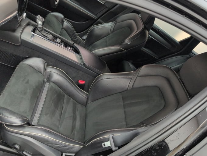 2025 Volvo V90