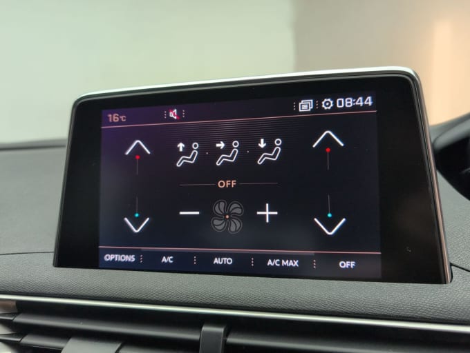 2025 Peugeot 3008
