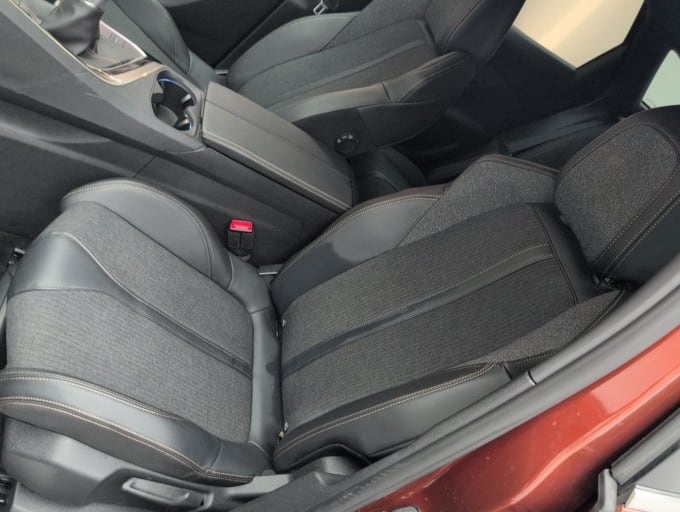 2025 Peugeot 3008