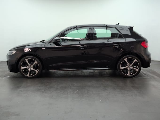 2025 Audi A1