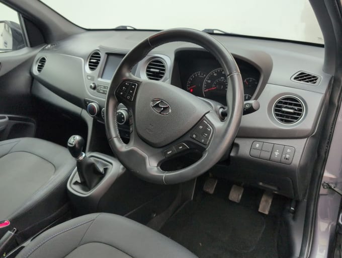 2025 Hyundai I10