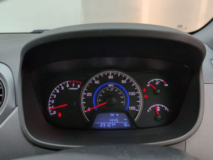 2025 Hyundai I10