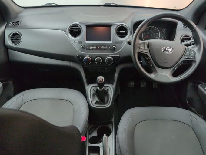 2025 Hyundai I10