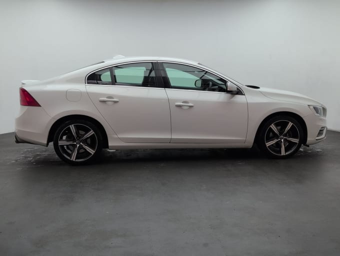 2025 Volvo S60