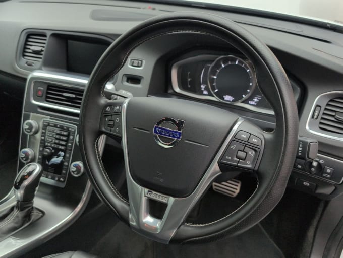 2025 Volvo S60