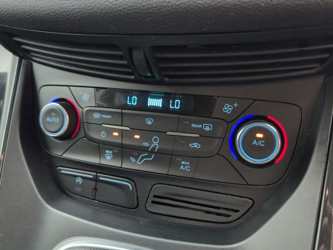 2025 Ford Kuga