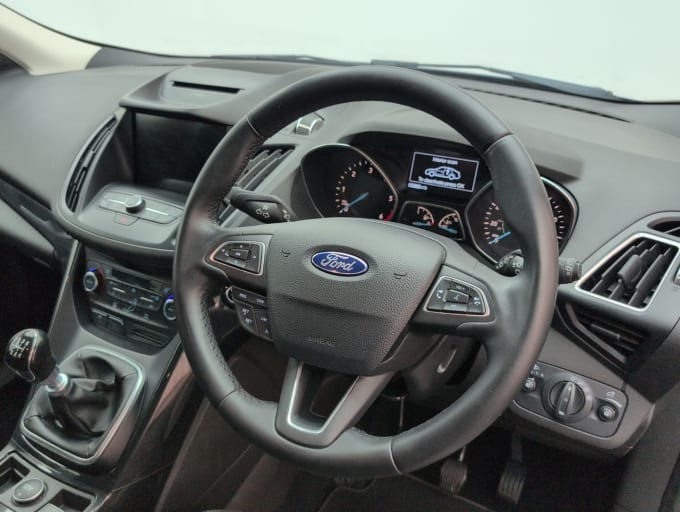 2025 Ford Kuga