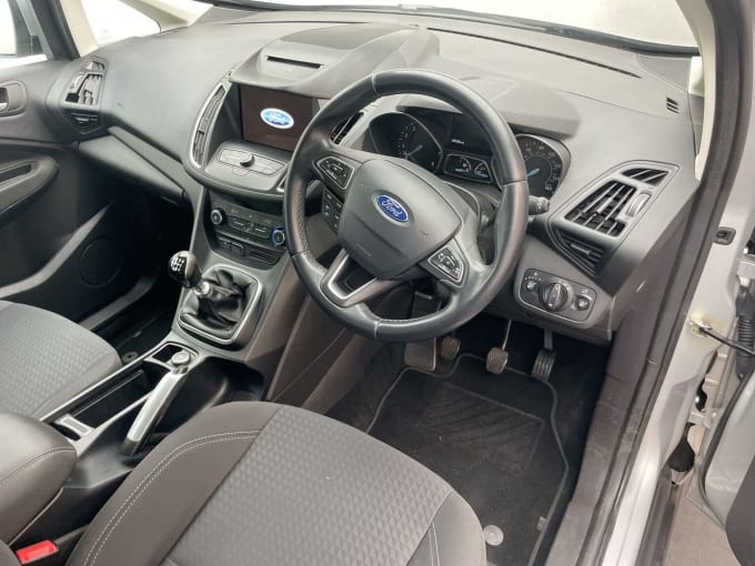 2025 Ford C-max