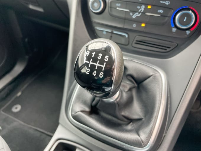 2025 Ford C-max