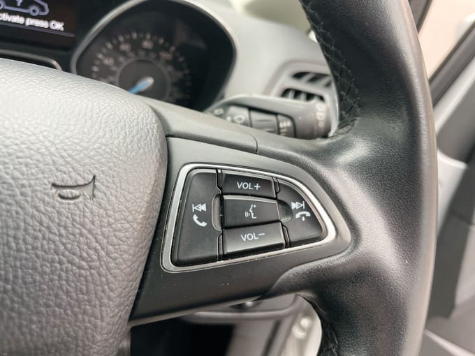 2025 Ford C-max