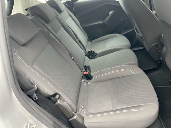 2025 Ford C-max