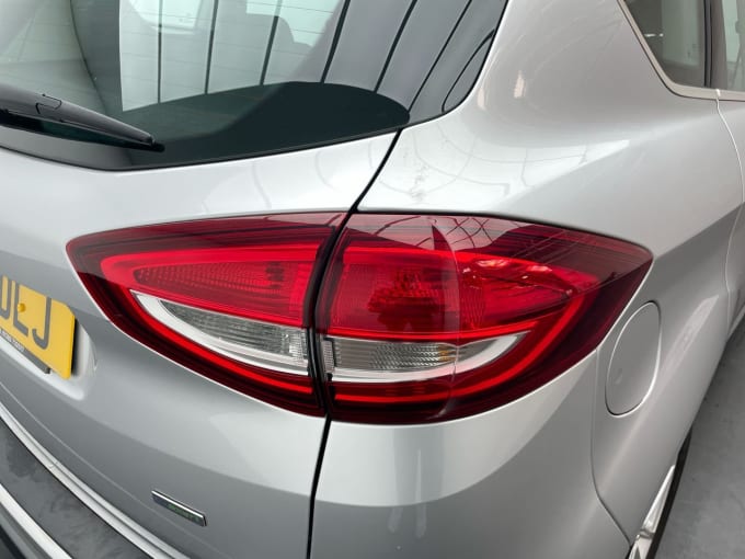 2025 Ford C-max
