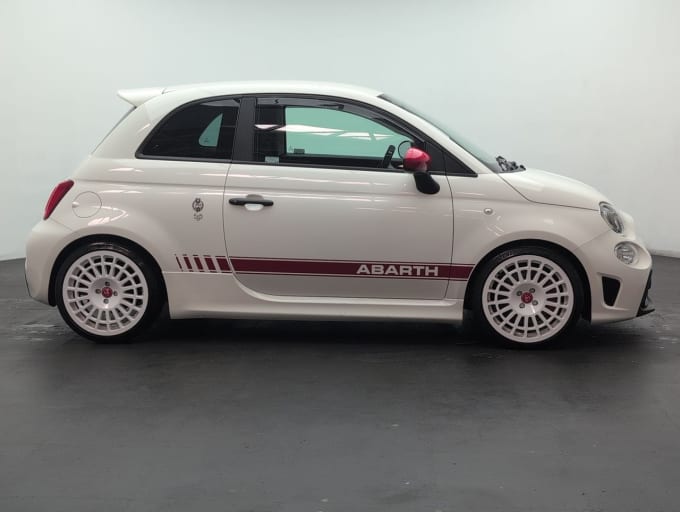 2025 Abarth 595