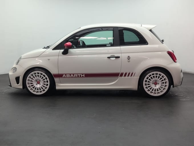 2025 Abarth 595