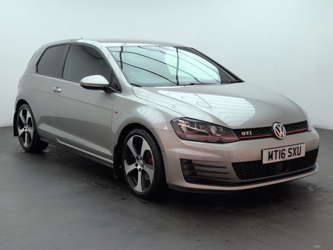 2025 Volkswagen Golf