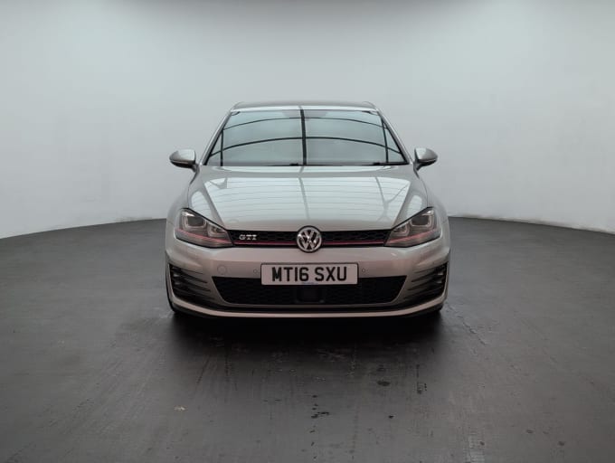 2025 Volkswagen Golf