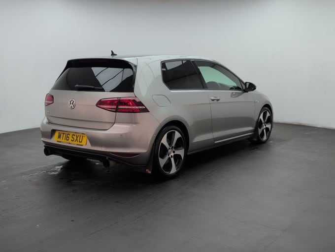 2025 Volkswagen Golf
