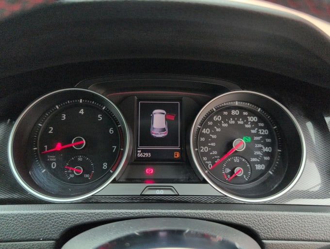 2025 Volkswagen Golf