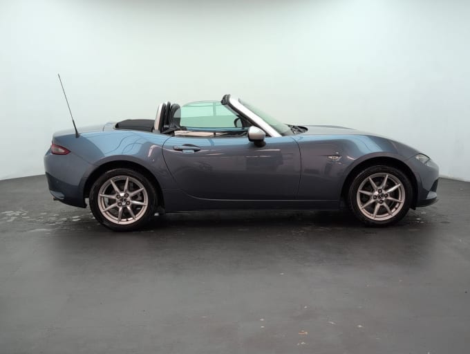 2025 Mazda Mx-5