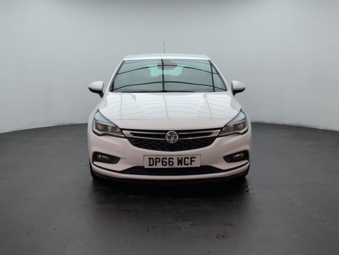 2025 Vauxhall Astra