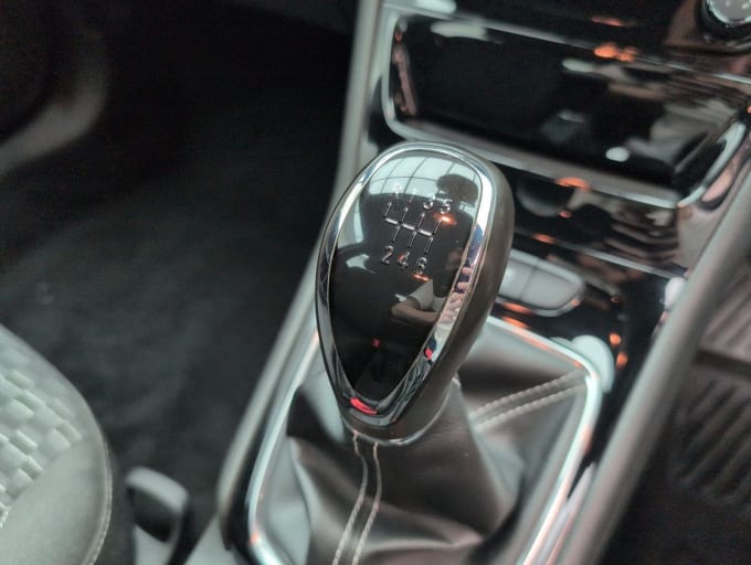 2025 Vauxhall Astra