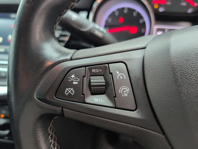 2025 Vauxhall Astra