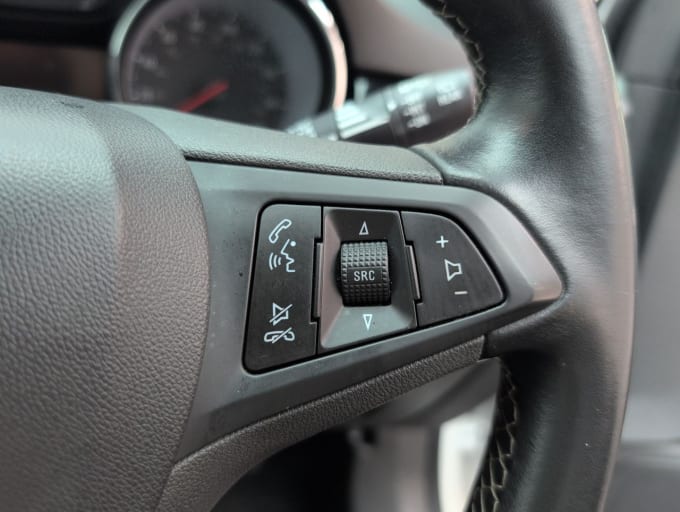 2025 Vauxhall Astra