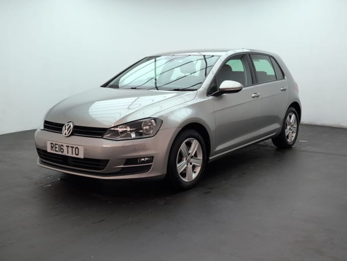 2025 Volkswagen Golf