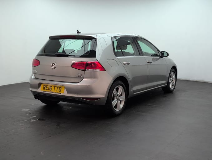 2025 Volkswagen Golf