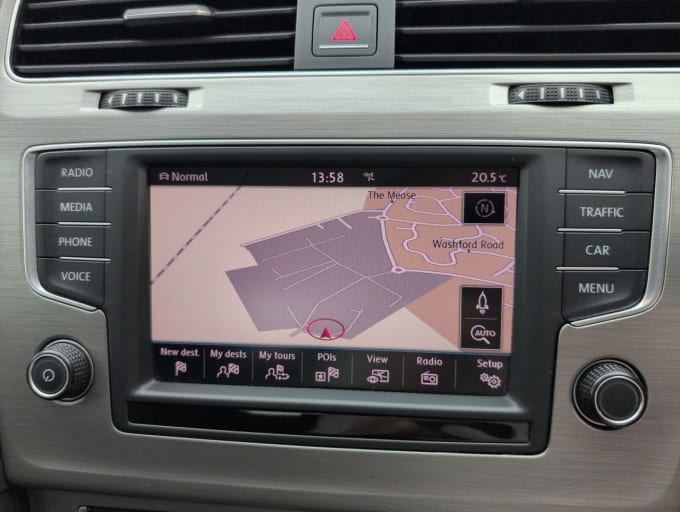 2025 Volkswagen Golf