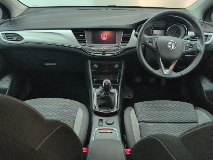 2025 Vauxhall Astra