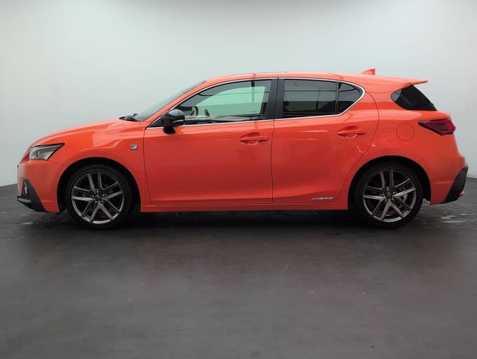 2025 Lexus Ct